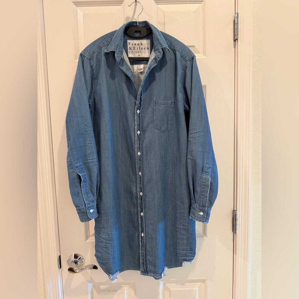 Frank & Eileen Denim Button-Down Dress Shirt in Blue - Size XS